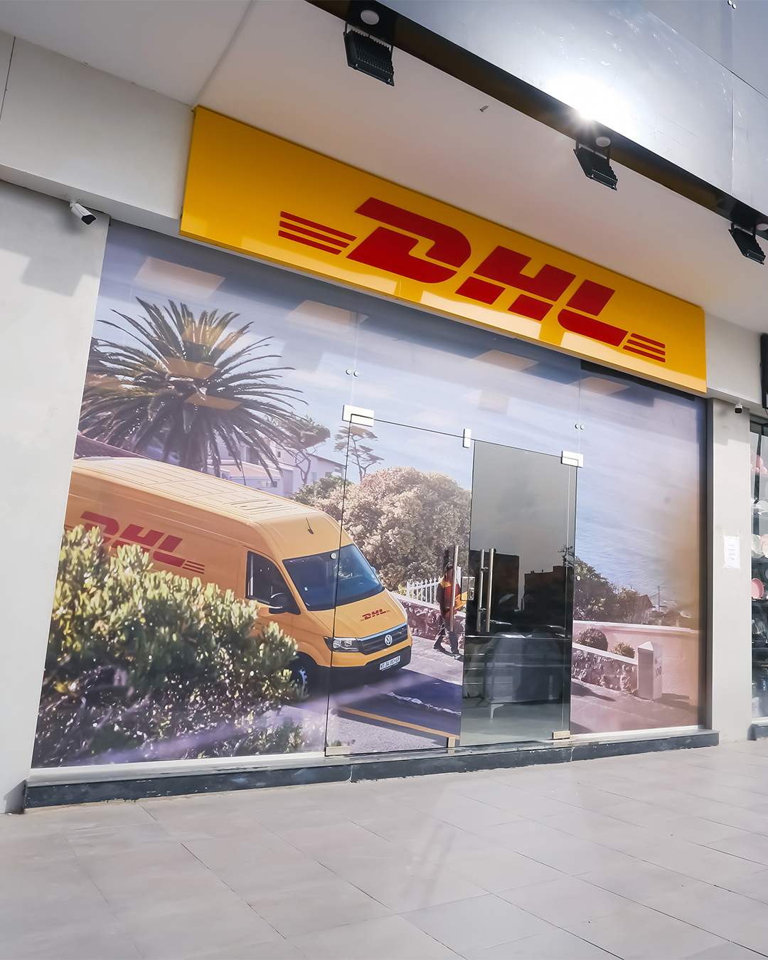 DHL Sadat artboard 7
